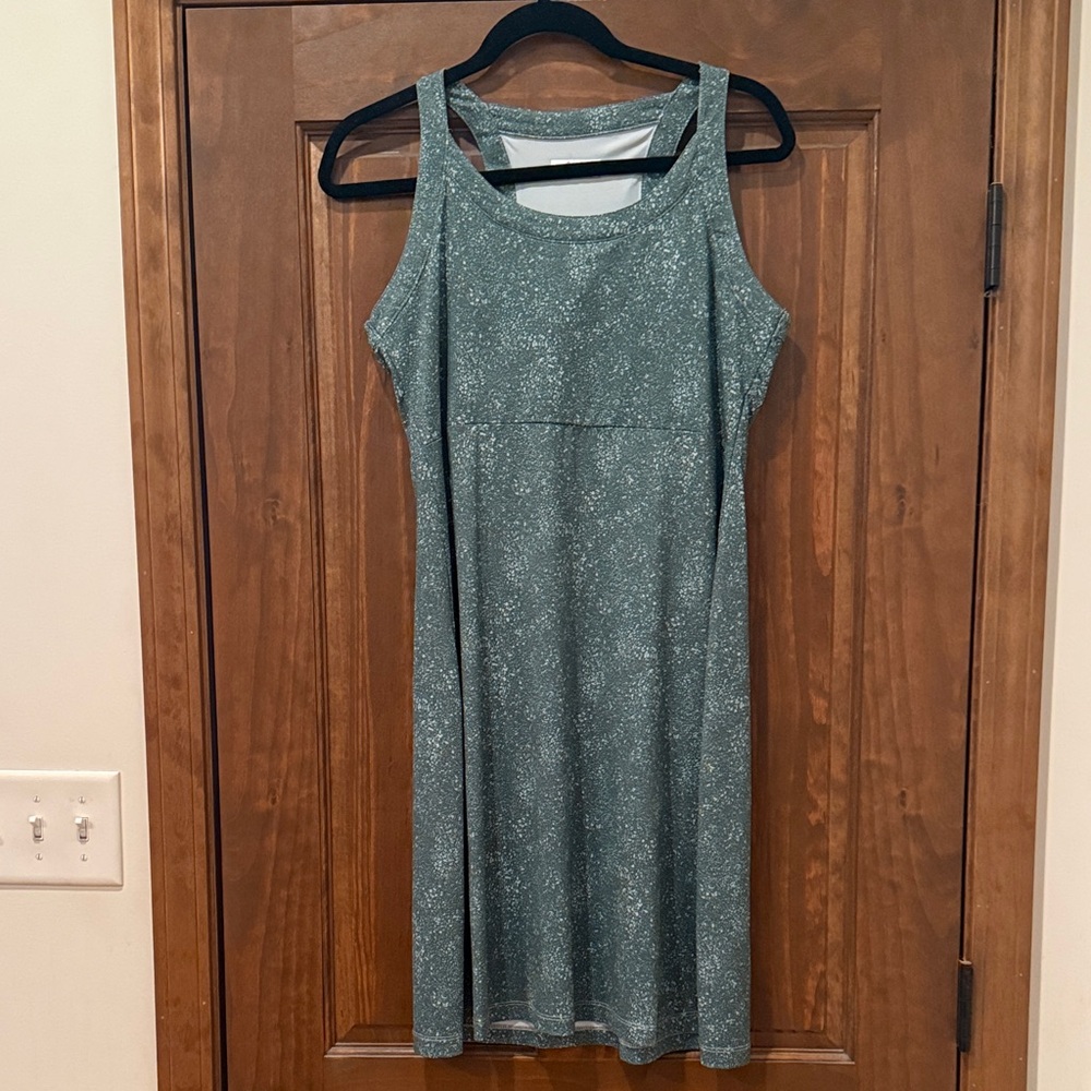 Sporty Sleeveless Columbia Dress
